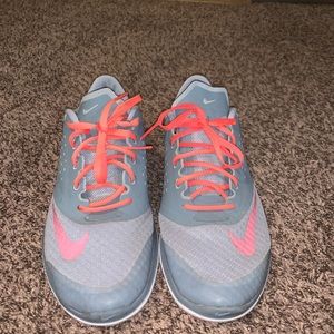 Women’s Nike FitSole shoe